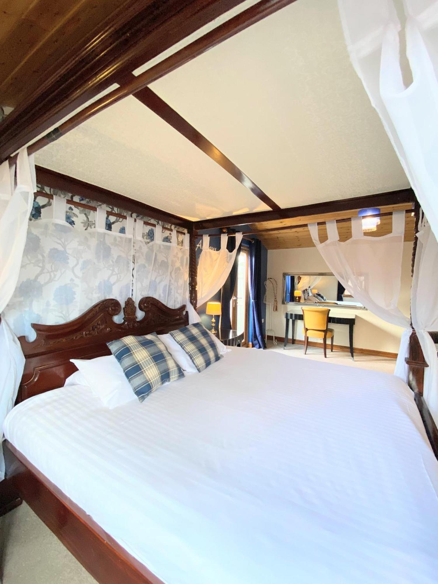 Lomond 5 With Private Hot Tub - Fife - Loch Leven - Lomond Hills - Pet Friendly Villa Kelty Екстериор снимка